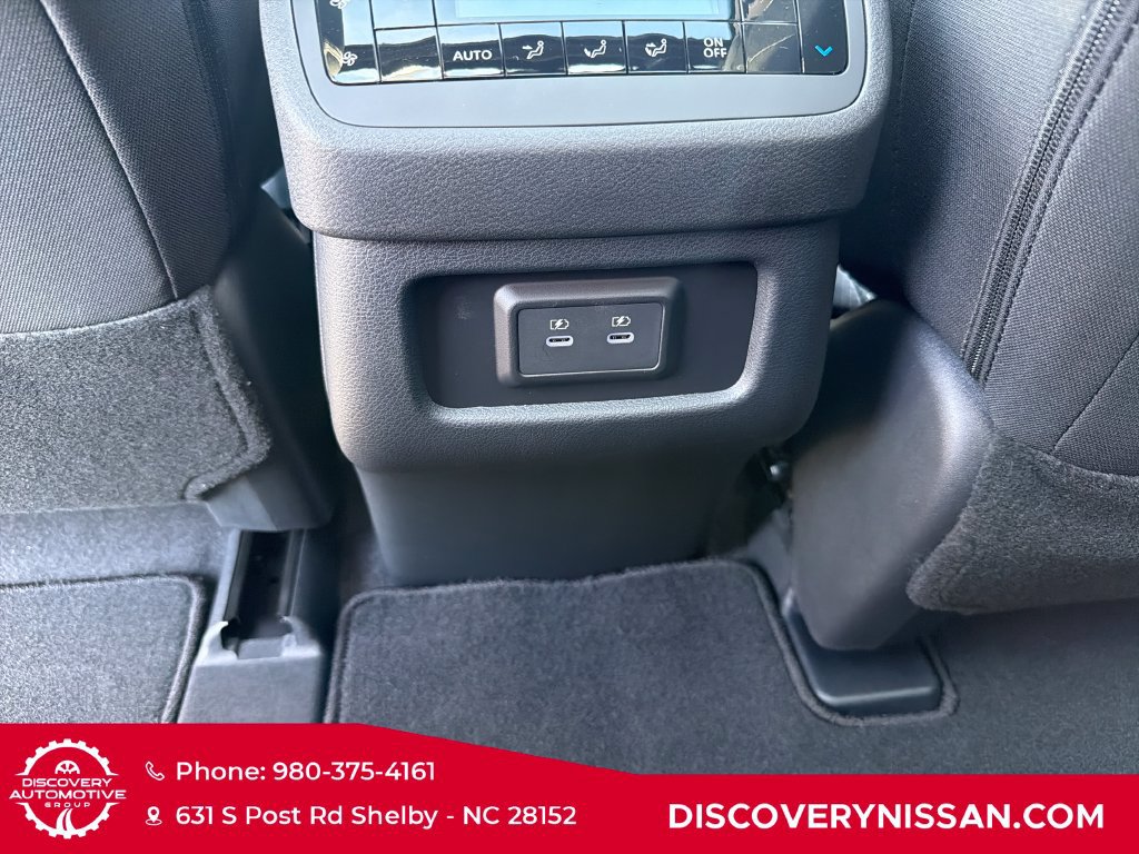 New 2026 Nissan Pathfinder SV w/ SV Premium Package FWD image 33