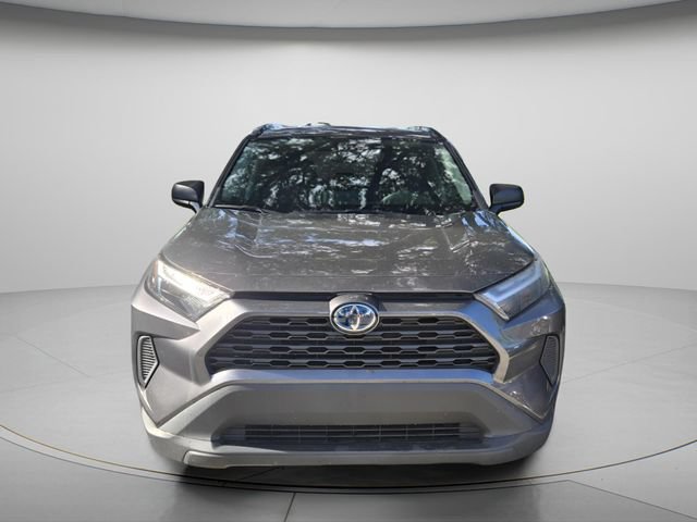 Used 2024 Toyota RAV4 LE AWD/4WD image 3