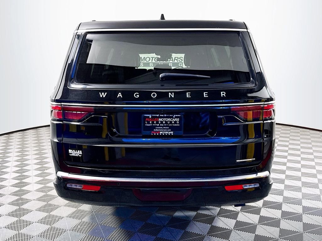 Used 2024 Jeep Wagoneer L Series II w/ Flexible Seating Group image 6