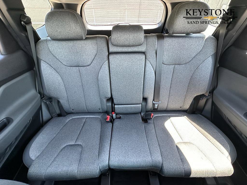 Used 2023 Hyundai Santa Fe SEL image 18