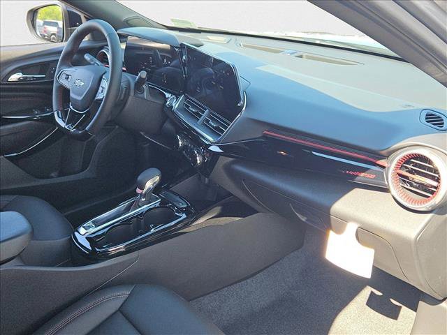 New 2026 Chevrolet Trax RS w/ Driver Confidence Package image 19