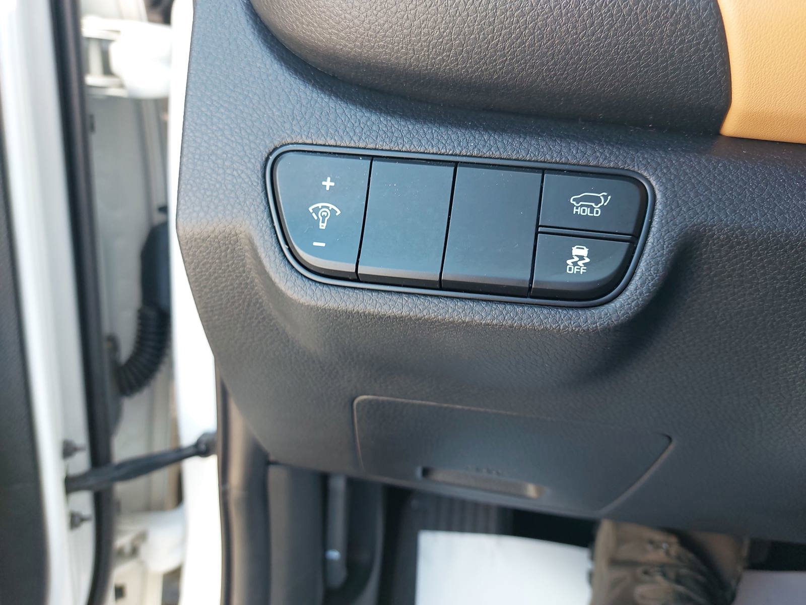 Used 2024 Kia Seltos SX w/ SX Sunroof Package AWD/4WD image 28