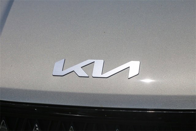 New 2026 Kia Carnival EX image 5