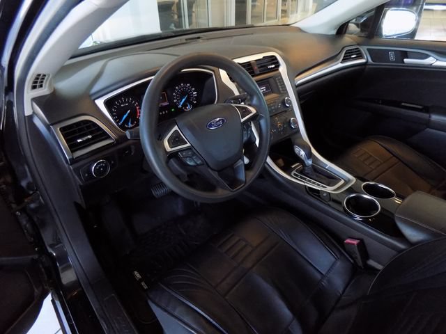Used 2013 Ford Fusion SE FWD image 10