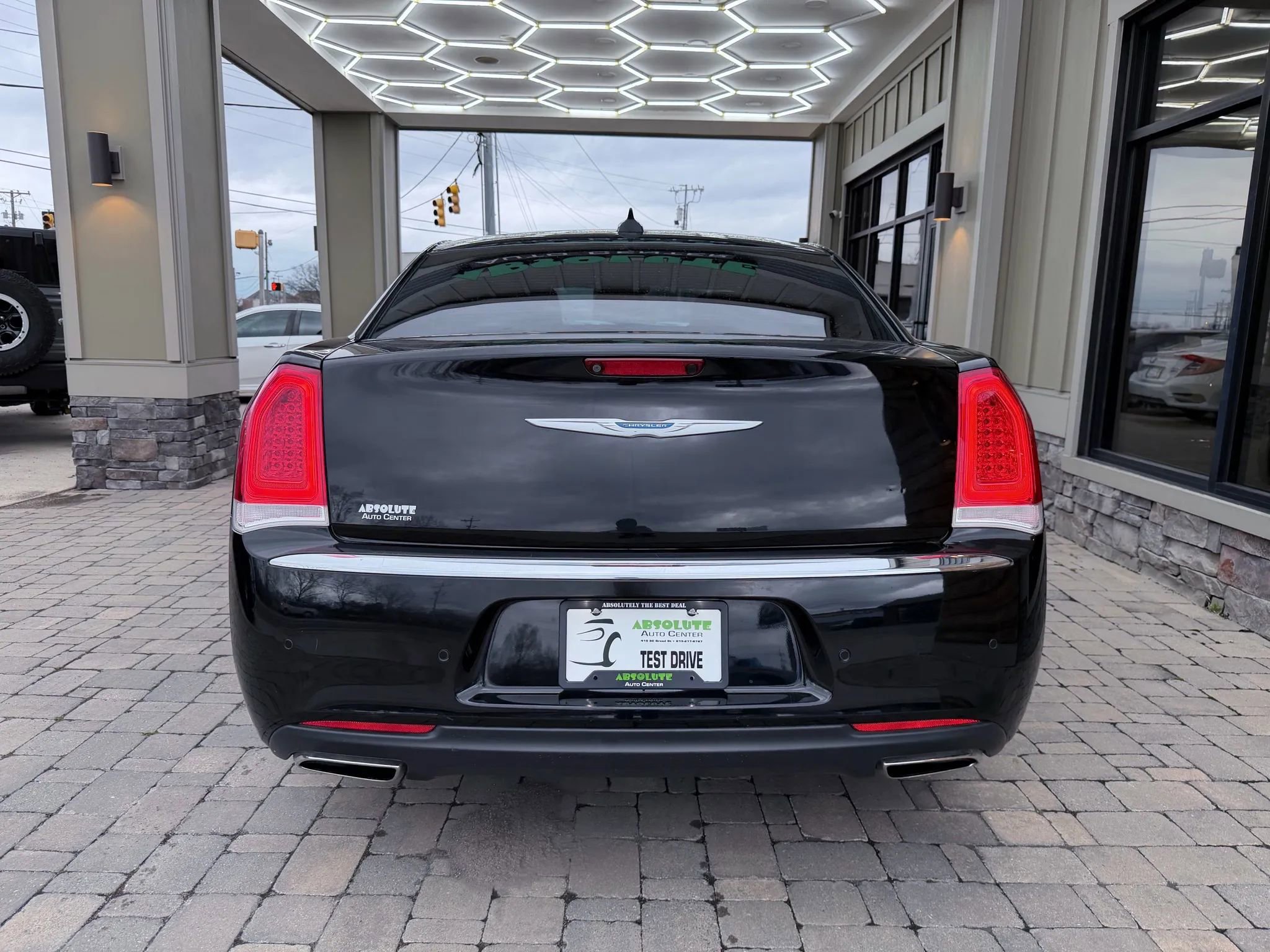 Used 2021 Chrysler 300 Touring L w/ Popular Equipment Group RWD image 57