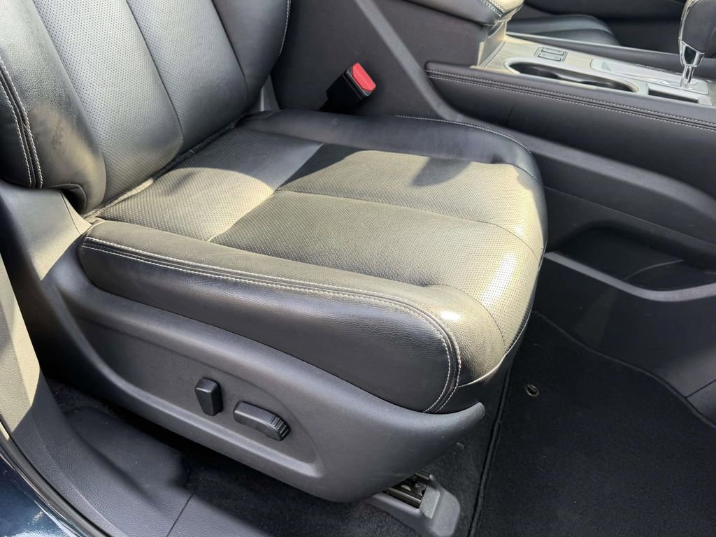 Used 2018 Nissan Murano SL w/ Moonroof Package image 11