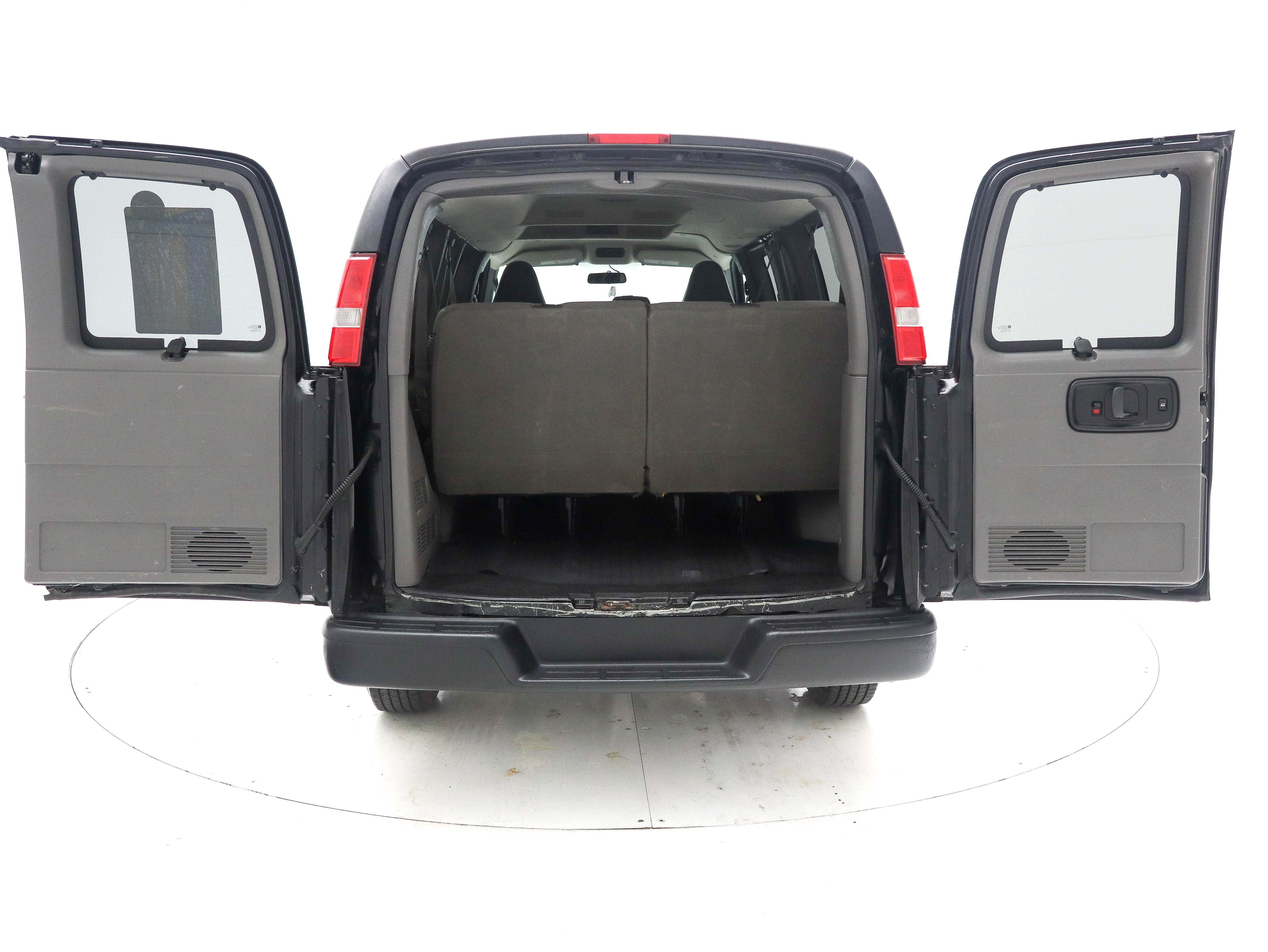 Used 2017 Chevrolet Express 2500 LS image 10