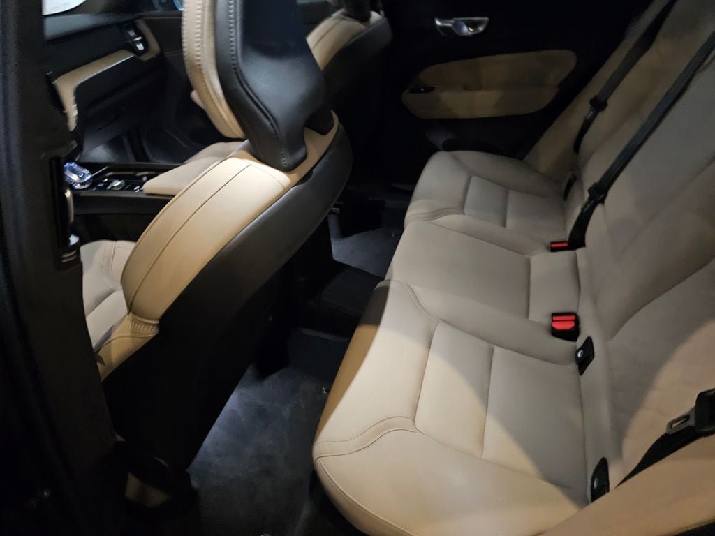 Certified 2026 Volvo XC60 T8 Plus w/ Protection Package Premier AWD/4WD image 13