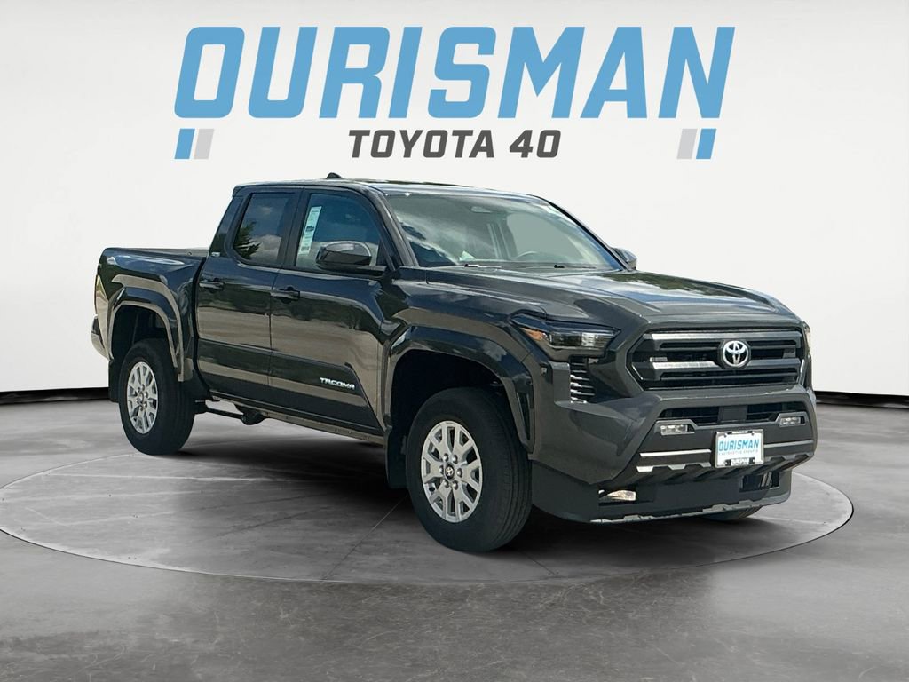 New 2025 Toyota Tacoma SR5