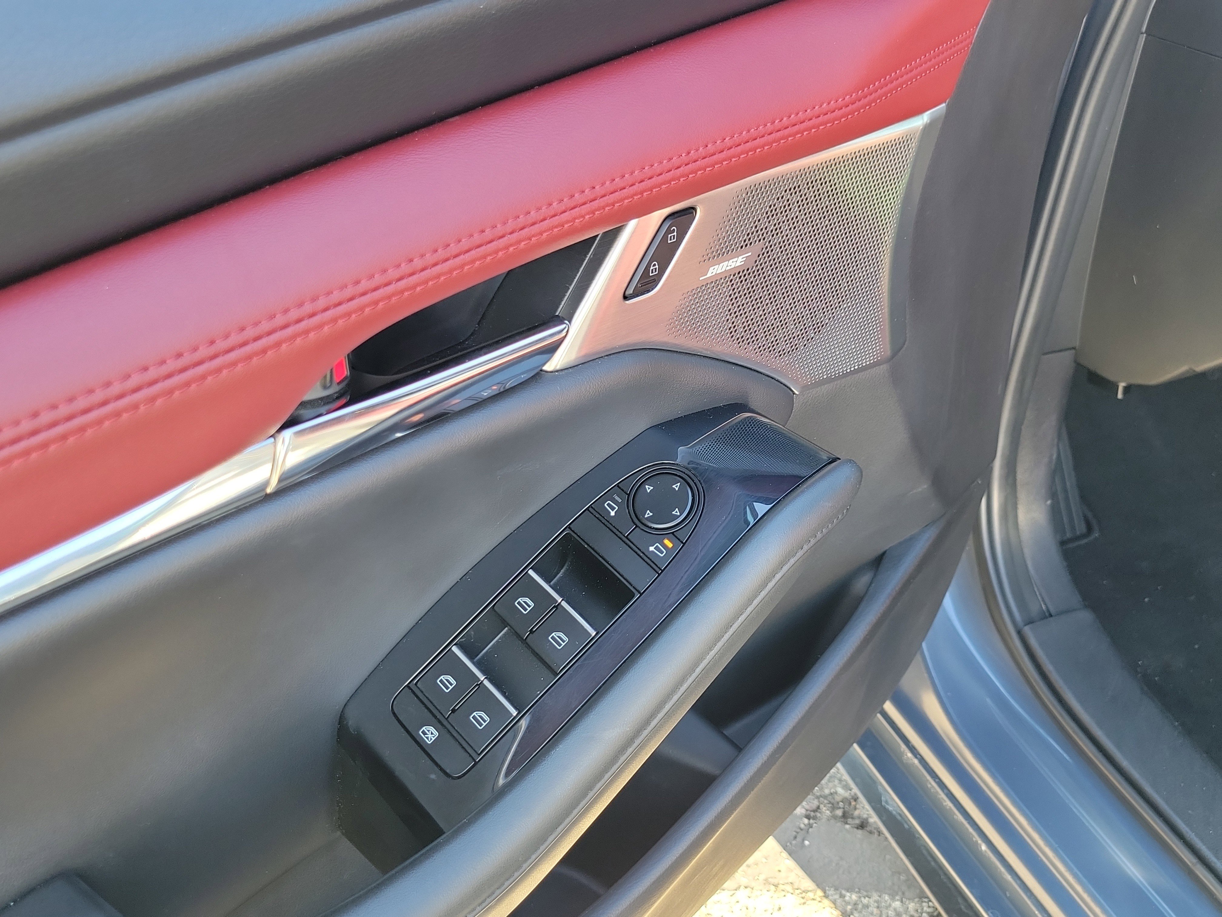 Used 2020 MAZDA MAZDA3 AWD Hatchback w/ Premium Pkg image 7