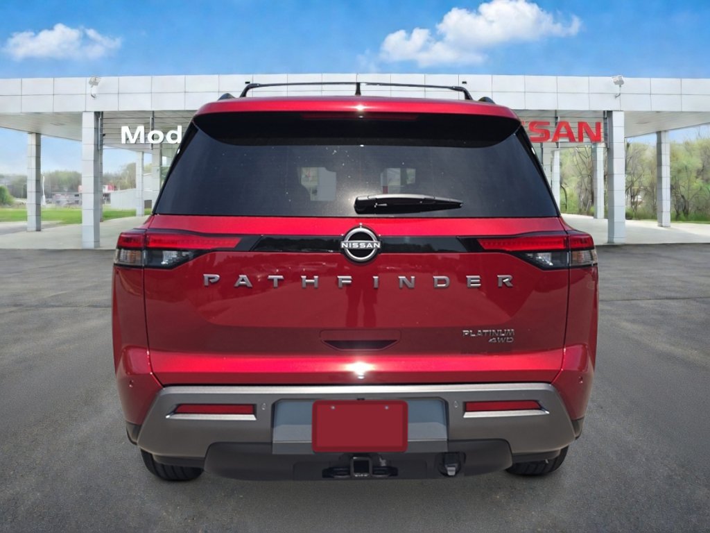 New 2026 Nissan Pathfinder Platinum AWD/4WD image 4