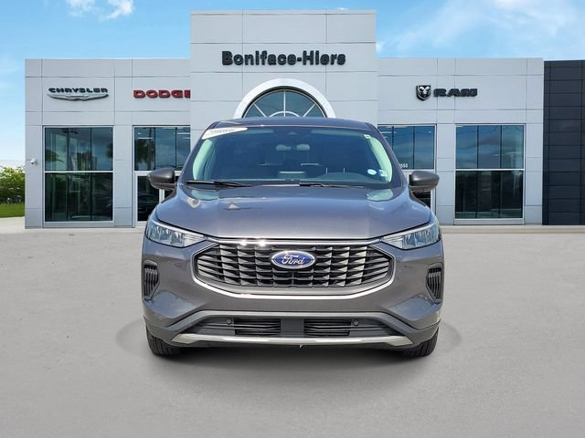 Used 2023 Ford Escape Active FWD image 2