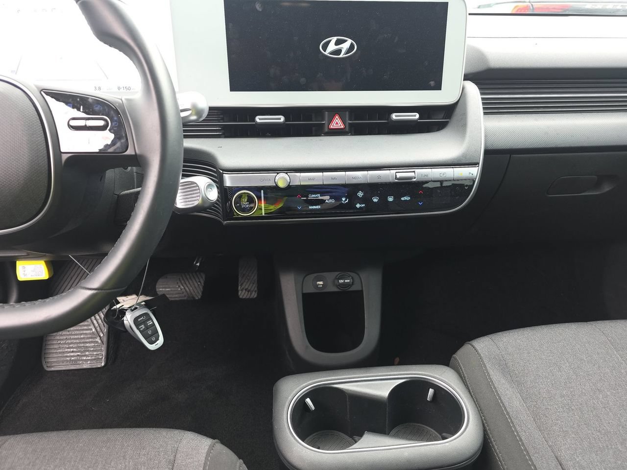 Used 2024 Hyundai Ioniq 5 SE AWD/4WD image 7