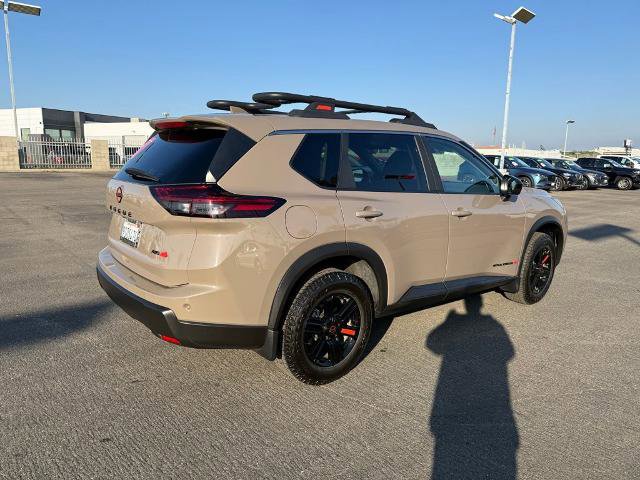Certified 2025 Nissan Rogue SV AWD/4WD image 6