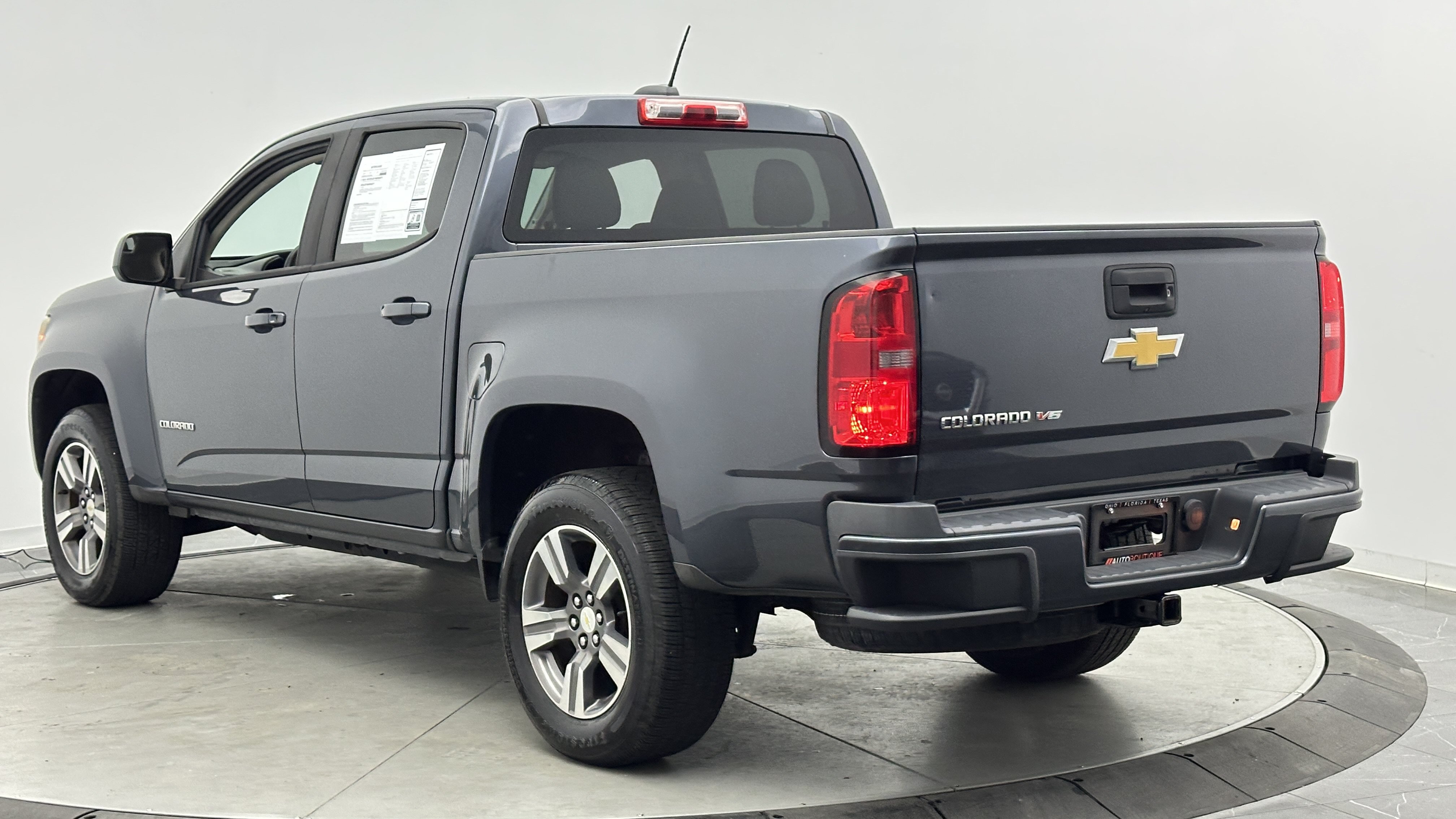 Used 2017 Chevrolet Colorado W/T w/ Custom Special Edition RWD image 5