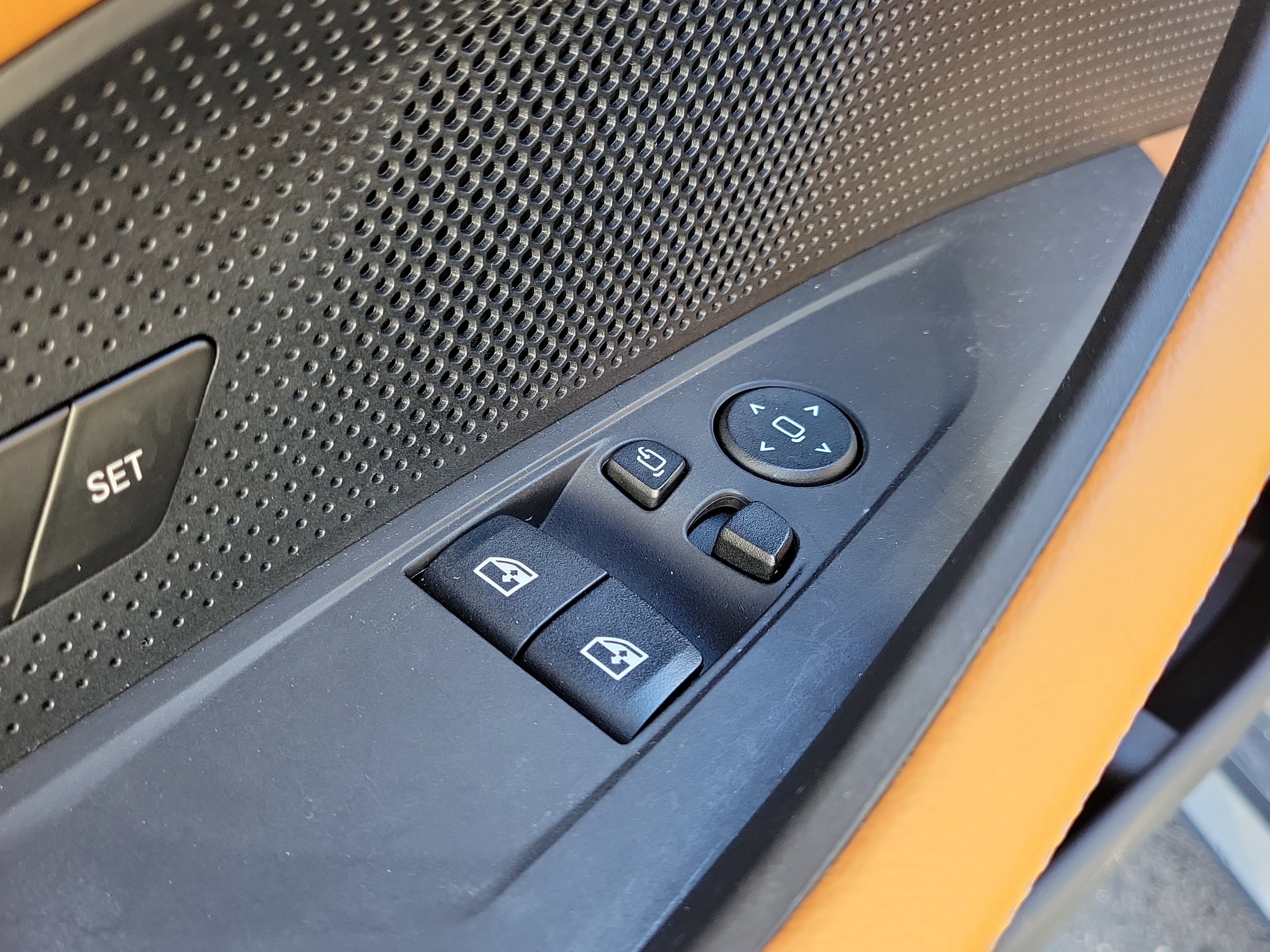 Used 2025 BMW 430i Coupe w/ M Sport Package image 29