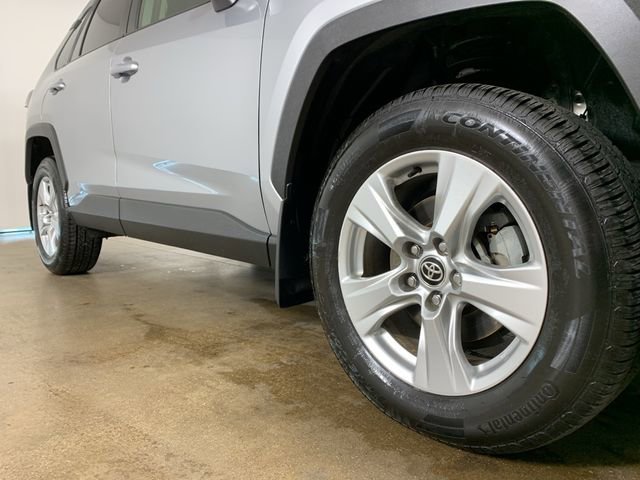 Used 2020 Toyota RAV4 XLE w/ All Weather Liner Package image 6