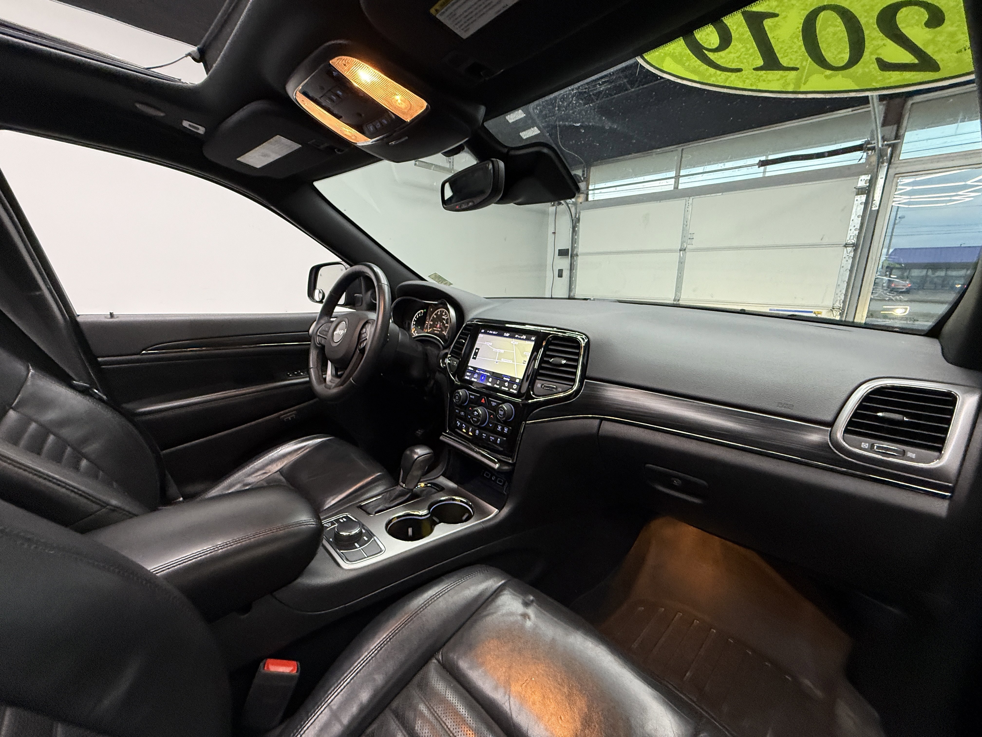 Used 2019 Jeep Grand Cherokee Limited X image 24