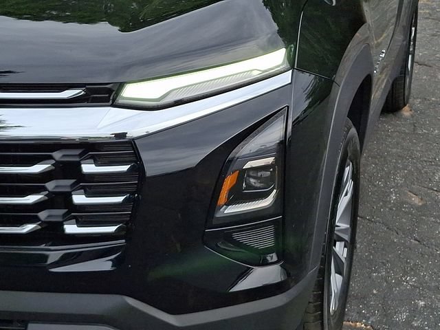 Used 2025 Chevrolet Equinox LT AWD/4WD image 9