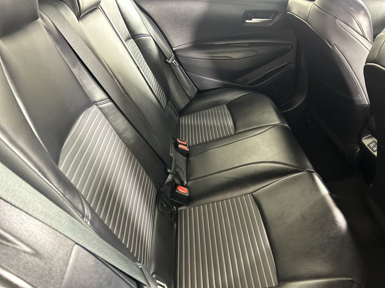 Used 2024 Toyota Corolla XSE FWD image 26