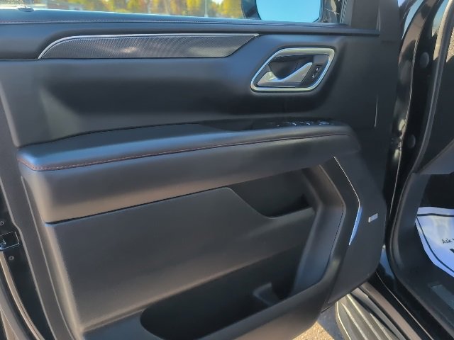 Used 2022 Chevrolet Suburban RST image 16