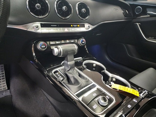 Used 2022 Kia Stinger GT-Line image 19
