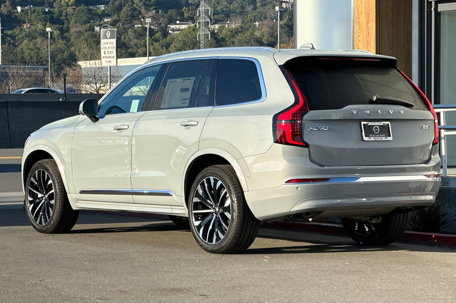 New 2026 Volvo XC90 B5 Plus w/ Protection Package AWD/4WD image 6