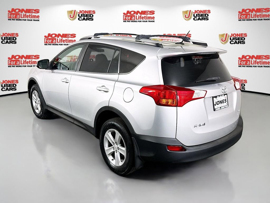 Used 2014 Toyota RAV4 XLE AWD/4WD image 2