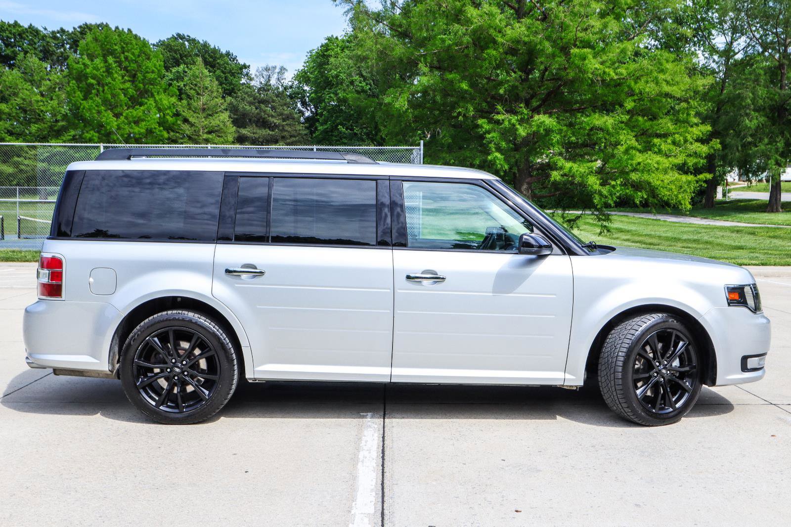 Used 2019 Ford Flex SEL w/ Equipment Group 202A AWD/4WD image 5