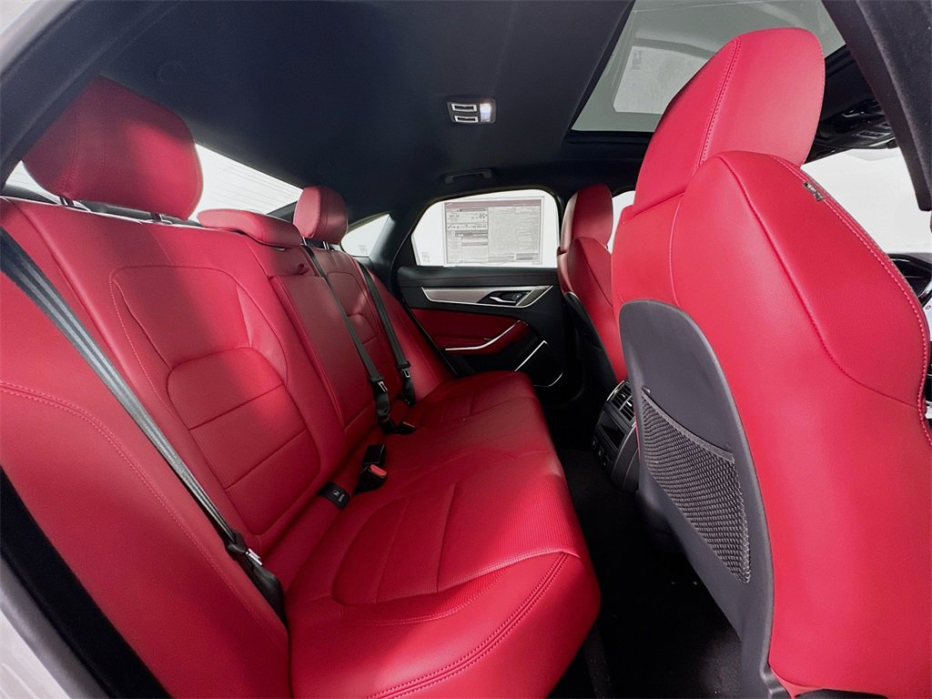 New 2024 Jaguar XF R-Dynamic SE image 28