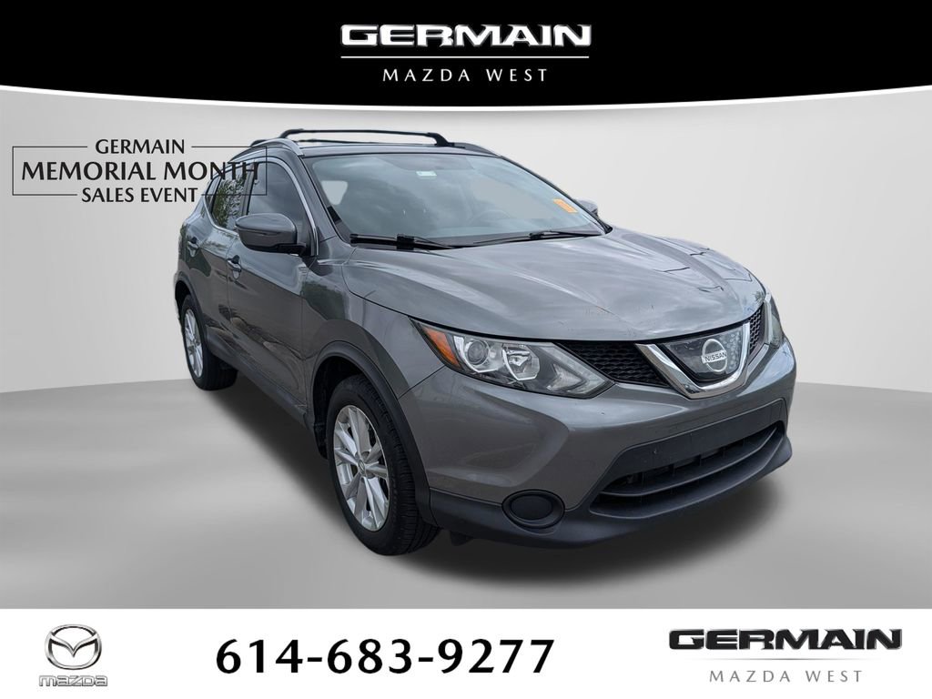 Used 2018 Nissan Rogue Sport SV AWD/4WD image 1