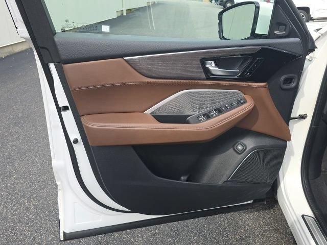Used 2024 Acura MDX SH-AWD w/ Advance Package image 20