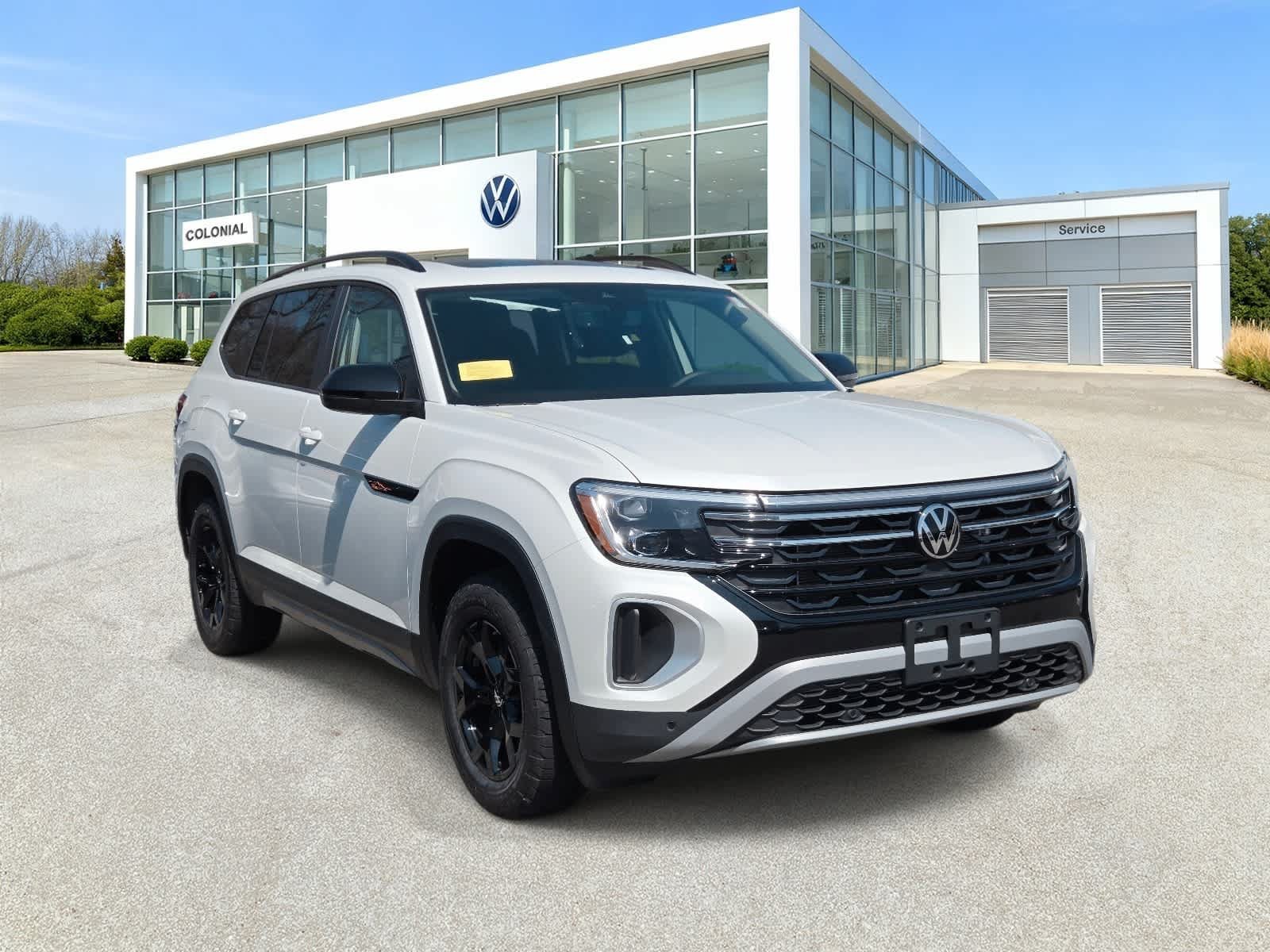 New 2026 Volkswagen Atlas Peak Edition AWD/4WD image 4