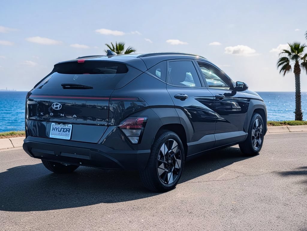 Certified 2025 Hyundai Kona SEL FWD image 5