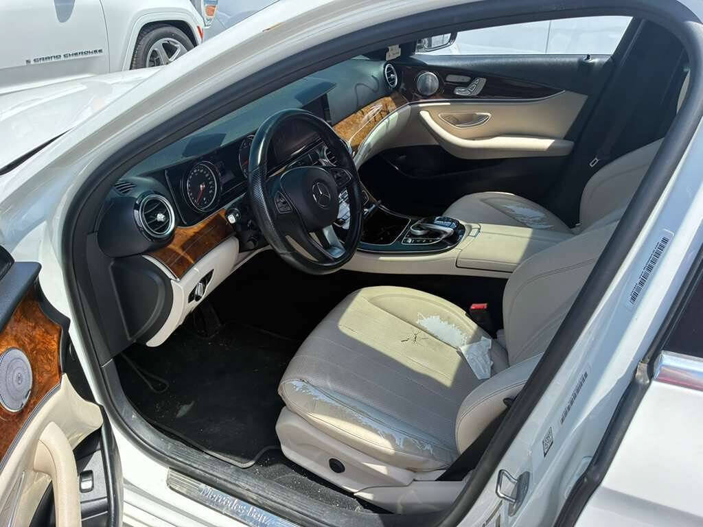 Used 2018 Mercedes-Benz E 300 image 4