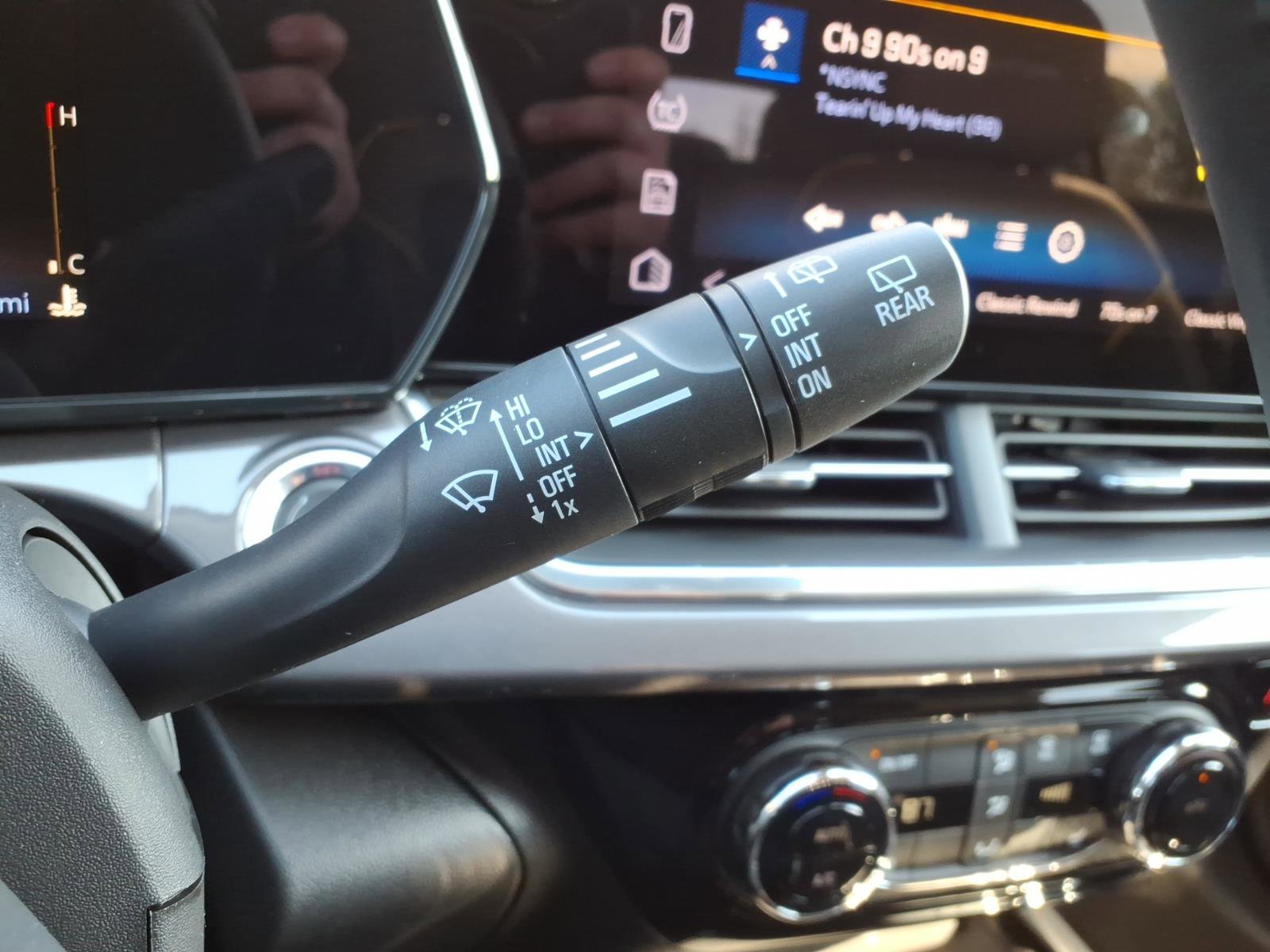 Used 2025 Chevrolet Trax ACTIV w/ Driver Confidence Package image 20