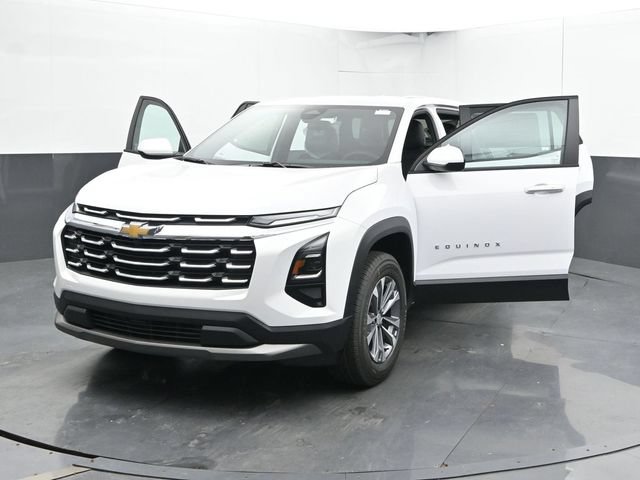 New 2027 Chevrolet Equinox LT w/ Convenience Package II FWD image 48