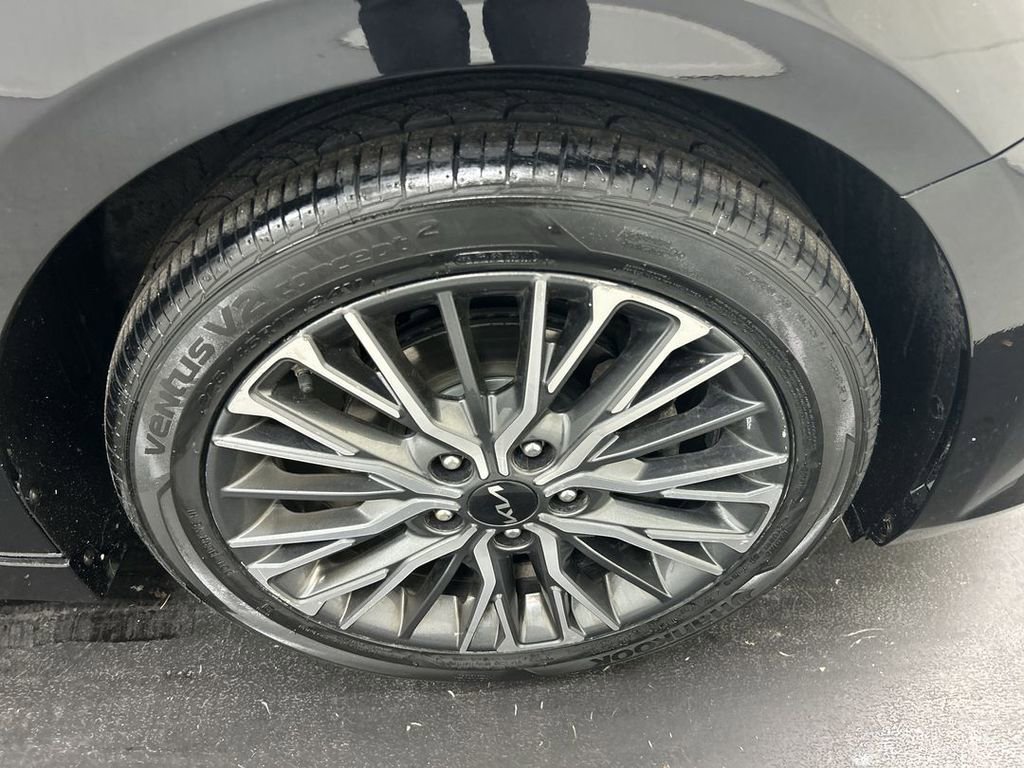 Used 2022 Kia Forte GT-Line w/ GT-Line Premium Package FWD image 8