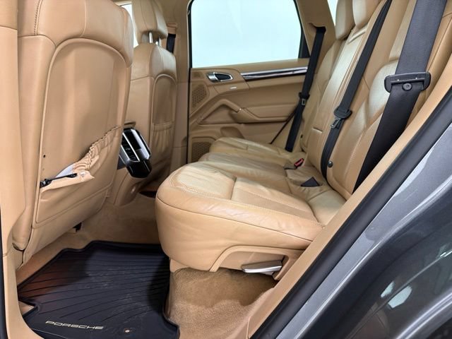 Used 2014 Porsche Cayenne Diesel AWD/4WD image 17