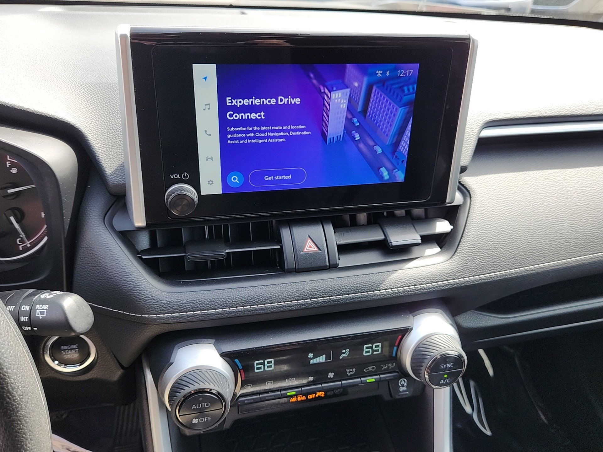 Certified 2025 Toyota RAV4 XLE AWD/4WD image 14