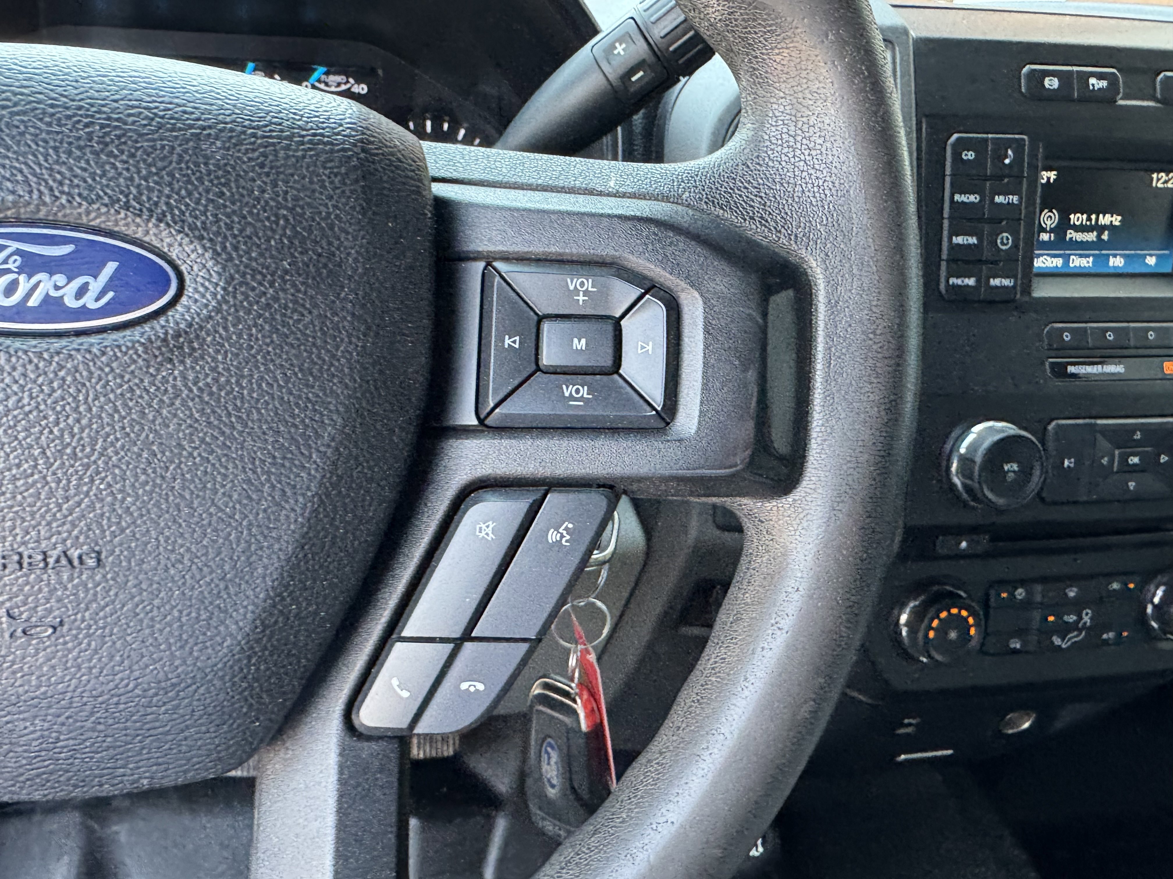 Used 2017 Ford F350 XL w/ Power Equipment Group image 28