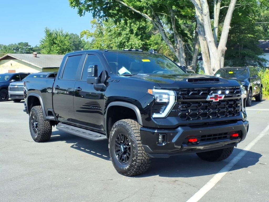 New 2026 Chevrolet Silverado 2500 ZR2 w/ LPO, Dark Essentials Package