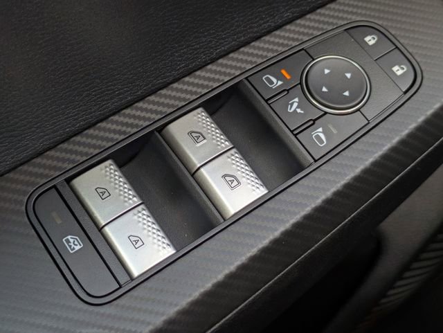 New 2025 Mitsubishi Outlander SEL Black Edition image 25