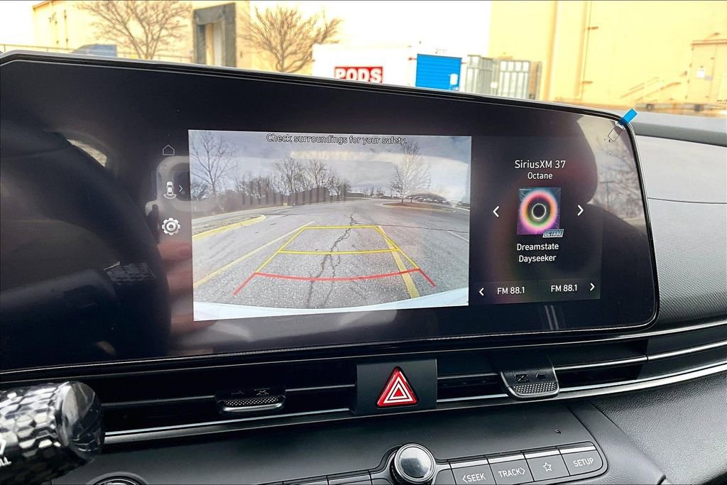 Certified 2025 Hyundai Elantra SEL image 21