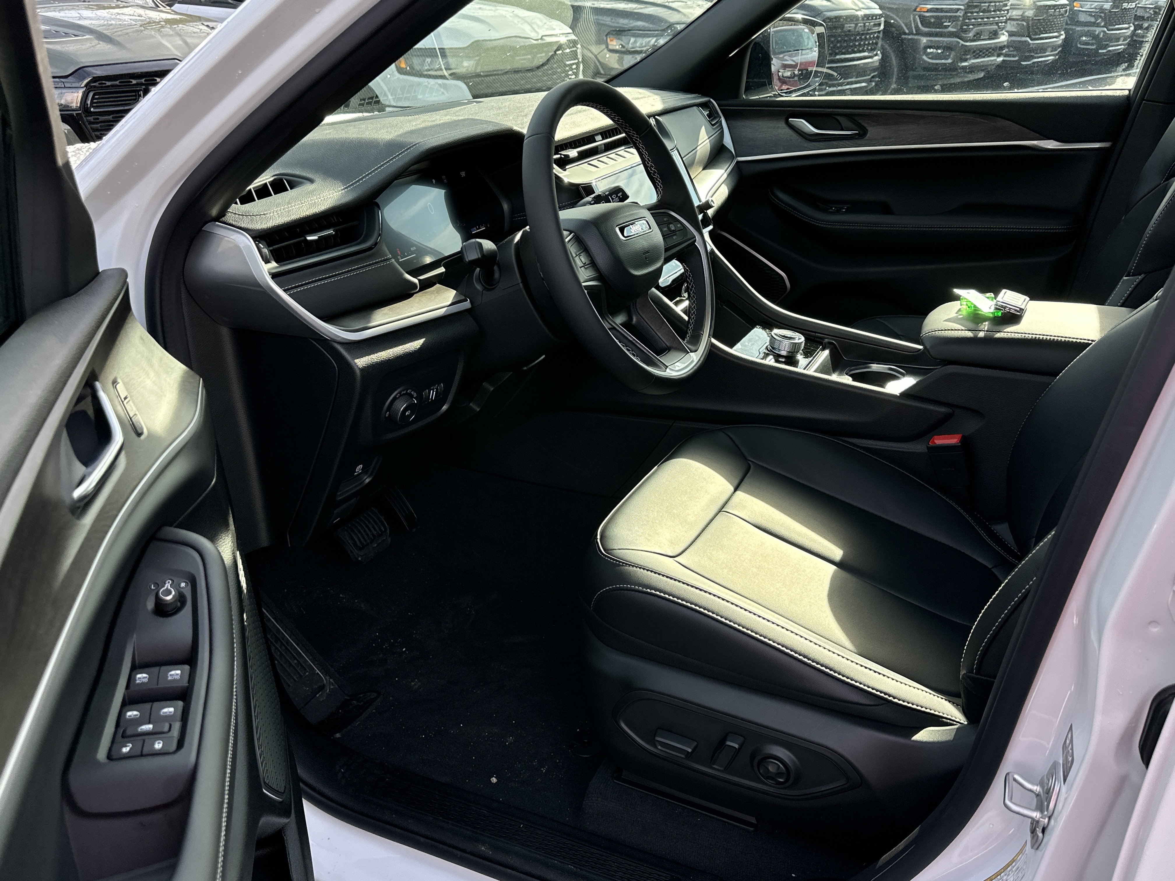 New 2026 Jeep Grand Cherokee Limited image 26