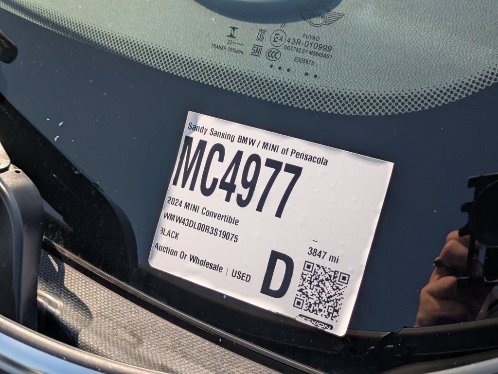 Used 2024 MINI Cooper S FWD image 6