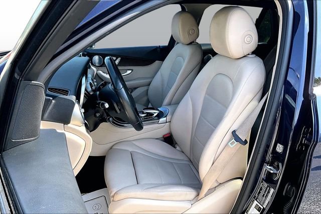 Used 2018 Mercedes-Benz GLC 300 4MATIC image 24