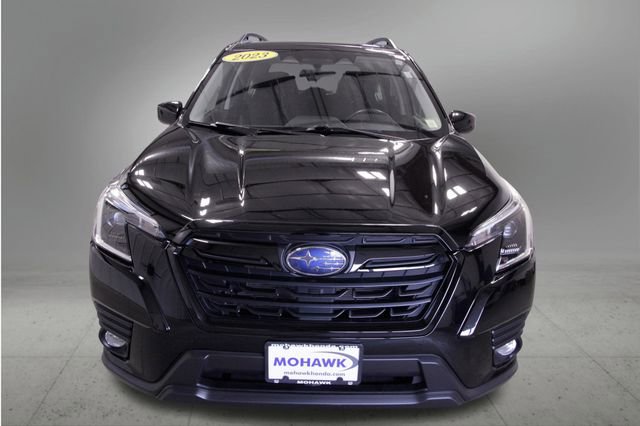 Used 2023 Subaru Forester Premium AWD/4WD image 9