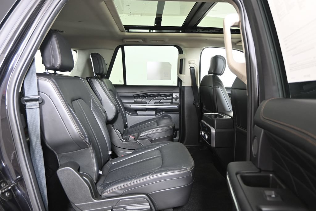 Used 2021 Ford Expedition Max Platinum AWD/4WD image 15