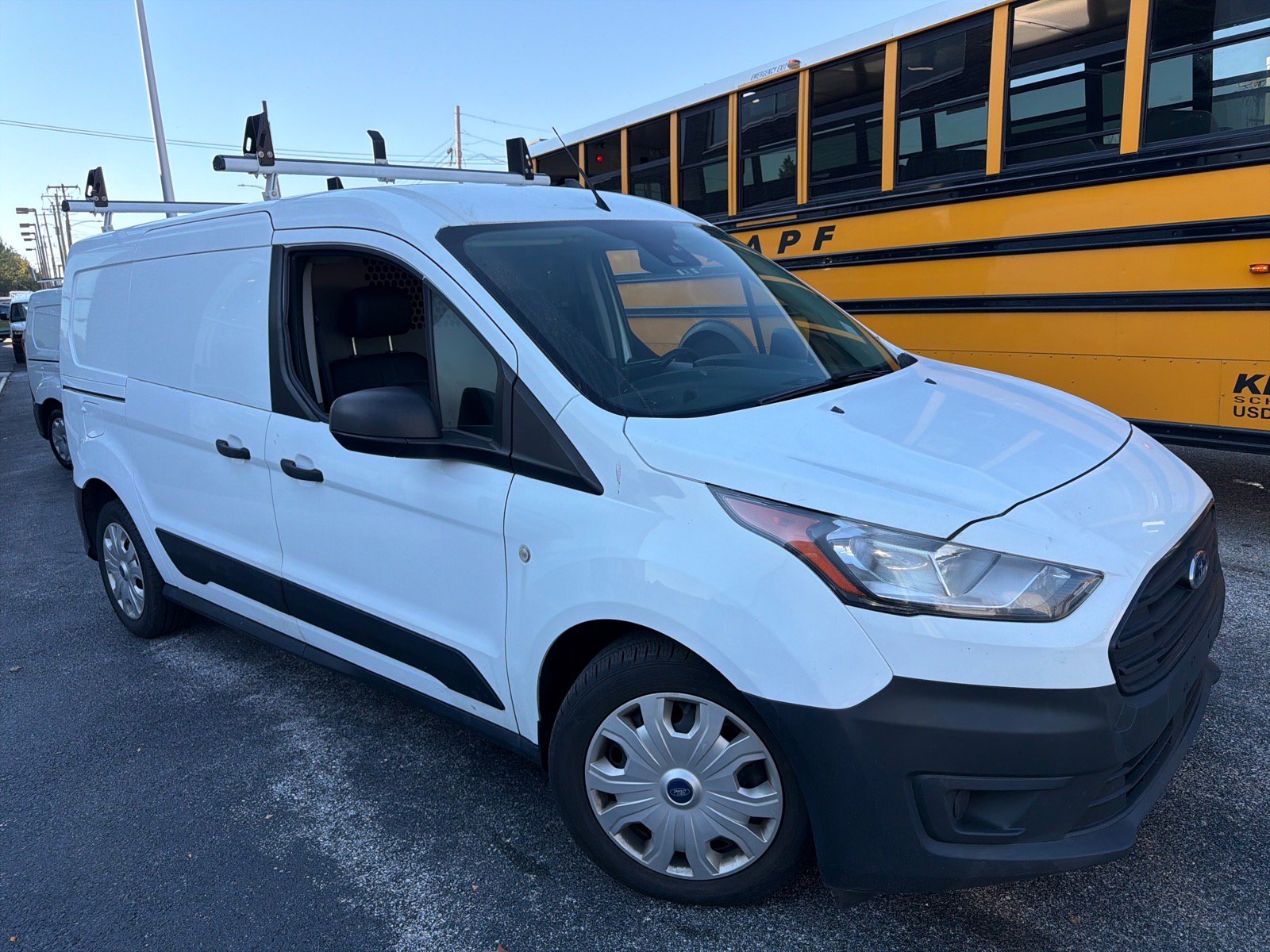 Certified 2020 Ford Transit Connect XL FWD image 3